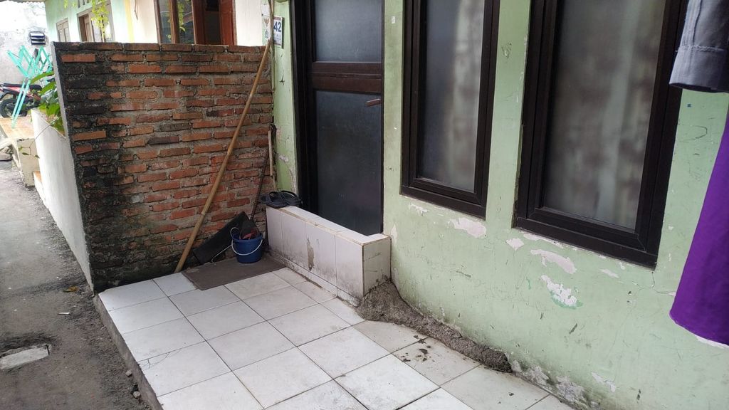 Permukiman minim saluran air  di Jl Anggrek Nelimuri, Kemanggisan, Jakarta Barat.  Akibatnya, warga khawatir bakal ada banjir.