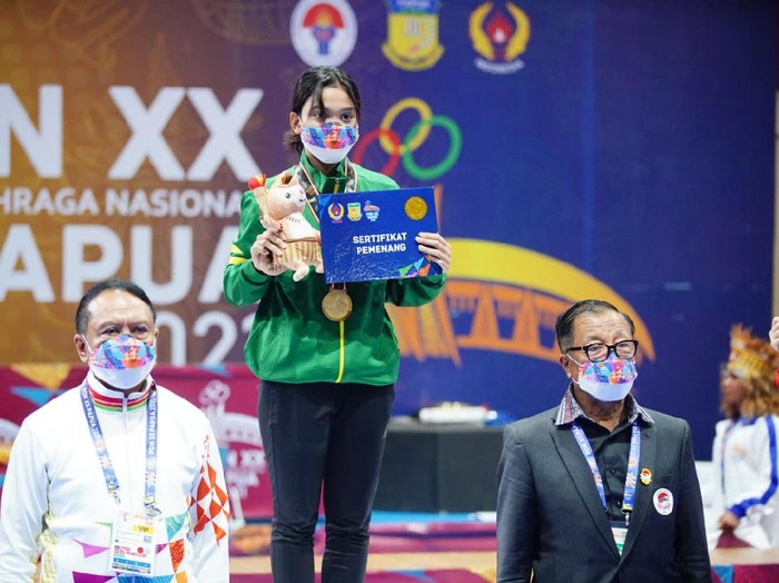 Pertama Kali Ikuti PON, Mahasiswa Unair Sabet Medali Emas Wushu PON XX Papua 2021
