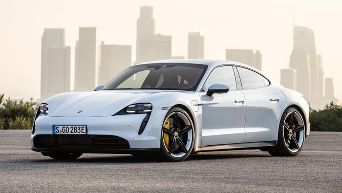 porsche Taycan Turbo