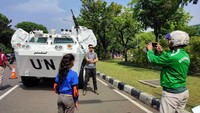 Pantauan detikcom pukul 09.00 WIB, Rabu (6/10/2021), sejumlah warga berdatangan ke pameran alutsista TNI tepatnya di Jalan Medan Merdeka Utara. (Foto: Nahda Rizki Utami/detikcom)
