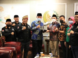 Waket DPD RI Terima Kunjungan Gubernur Sumbar, Ini yang Dibahas