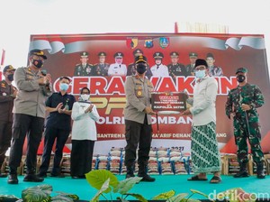 Pesan Kapolda Jatim Saat Tinjau Vaksinasi Santri di Jombang