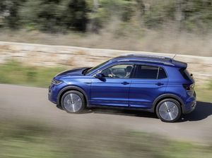 Bocor! VW Siapkan T-Cross untuk Indonesia, Penantang Berat Raize-Rocky
