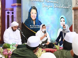 Wakil Ketua MPR Semangati Para Santri agar Giat Belajar di Masa Pandemi