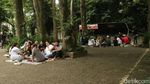 Foto: Warga Bandung Ramai Botram di Tahura