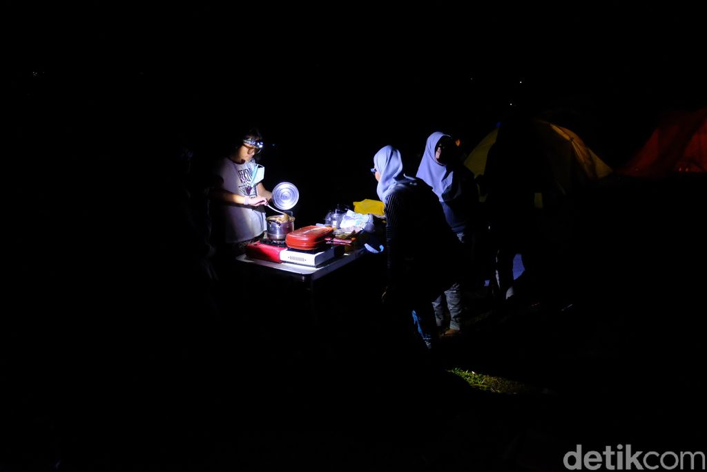 Kemping di Situ Rawa Gede Bogor