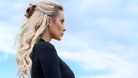 Tak sedikit yang menganggap Paige cuma mengeksploitasi golf lewat jualan keseksian. (Foto: Instagram @_paige.renee)