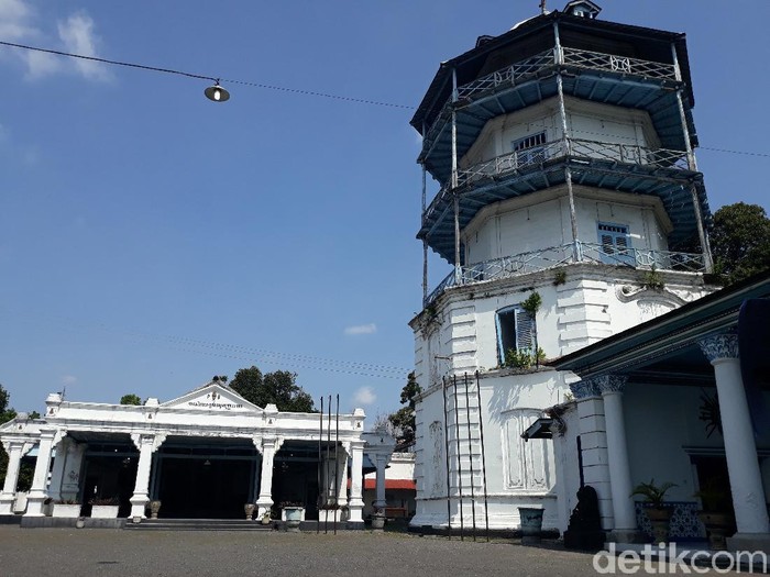 Panggung Songgobuwono, Keraton Solo, Kamis (7/10/2021).