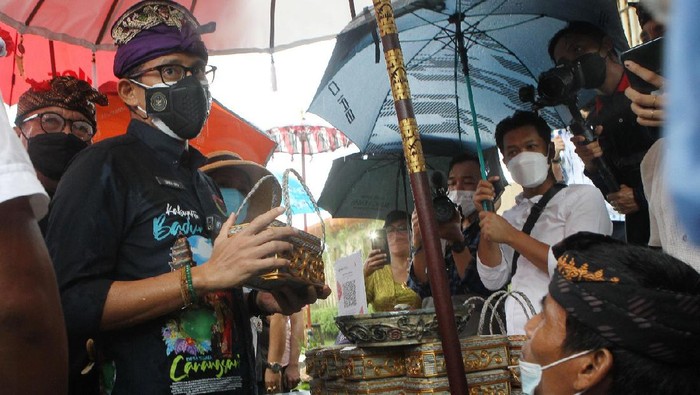 Sandiaga Uno di Desa Triyana, Bali.