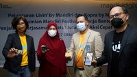Sebagai wujud transformasi menjadi modern digital bank, Bank Mandiri meluncurkan super app: Livin by mandiri yang dapat digunakan untuk transaksi digital pada Mandiri Festival Belanja, yang diikuti 1000 merchant lebih di Banten.