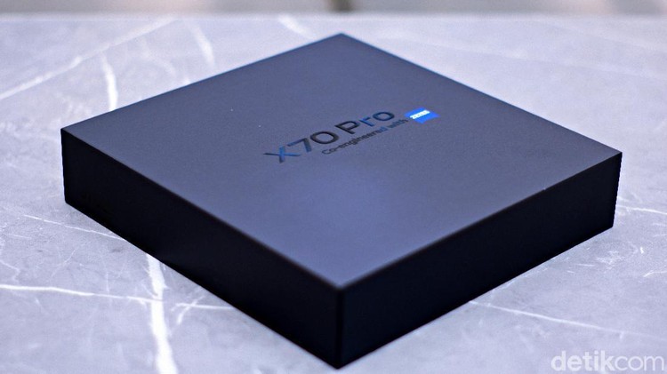 Vivo X70 Pro Vivo X70 Pro