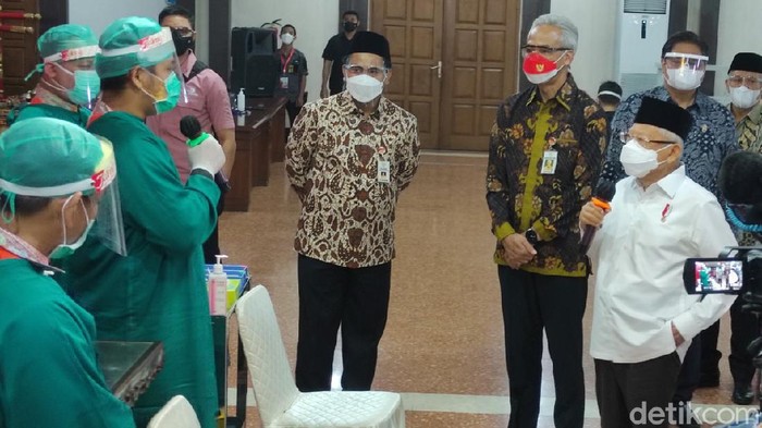 Wapres cek vaksinasi di Semarang