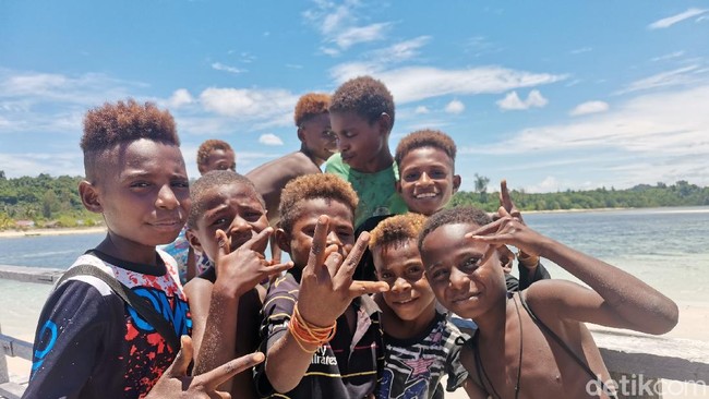 Teluk Wondama, Destinasi Wisata di Papua Barat, Pas buat Healing