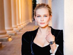 Sosok Aktris Cantik Rusia Berbakat yang Syuting di Antariksa