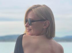 Sosok Aktris Cantik Rusia Berbakat yang Syuting di Antariksa