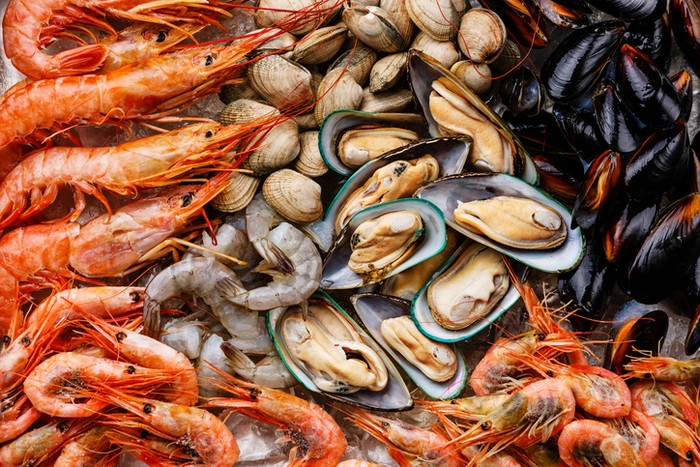 5 Tips Jajan Seafood Gerobakan Supaya Hemat dan Dapat Menu Fresh