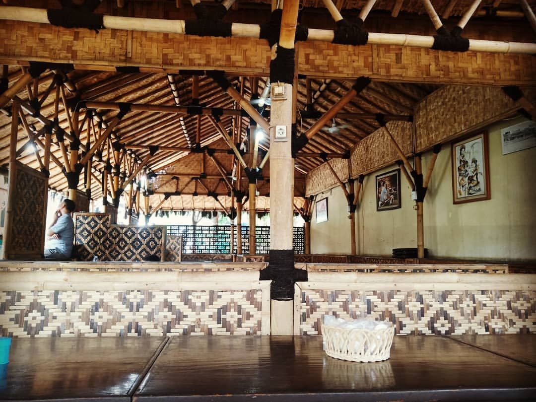 7 Tempat Makan Saung di Depok yang Cocok Buat Ngariung dan Makan Enak