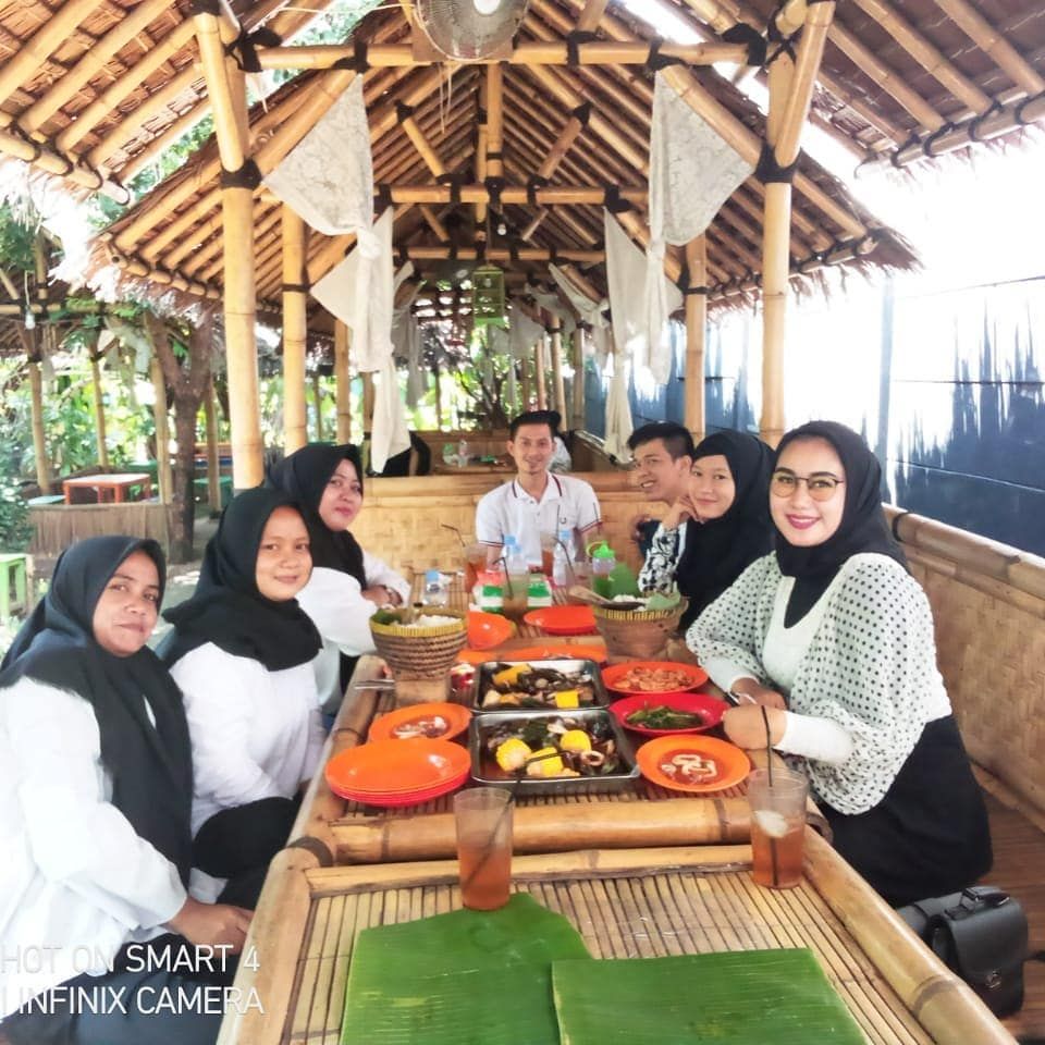 7 Tempat Makan Saung di Depok yang Cocok Buat Ngariung dan Makan Enak