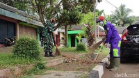 Dadan menjelaskan beberapa lokasi yang jadi sasaran bebersih adalah Terminal Ciamis, Alun-alun Ciamis hingga jalan-jalan protokol.