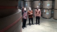 Dana hasil aksi korporasi ini akan digunakan untuk meningkatkan kepemilikan saham Entitas Anak yaitu PT Swissfex Naratama lndonesia (Swisstex) dan PT Alfa Polimer lndonesia (API) masing-masing dari 51% menjadi 99% dan sisanya untuk modal kerja Perseroan.