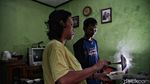 Badut Jalanan Ibu Kota yang Kian Merana