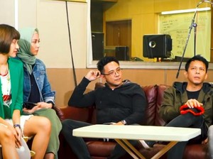 Dina Lorenza dan Ariel NOAH Tiba-tiba Dijodohkan, Begini Awal Mulanya