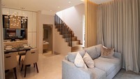 Dihadapkan pada situasi PPKM, klaster The Grove mencatatkan penjualan yang luar biasa, dimana 201 unit di Klaster The Grove telah terjual habis.