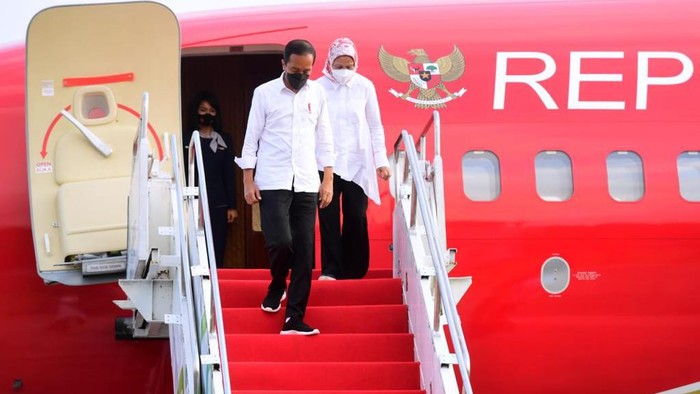 Jokowi dan Iriana bertolak ke Yogyakarta (Foto: Muchlis Jr - Biro Pers Sekretariat Presiden)