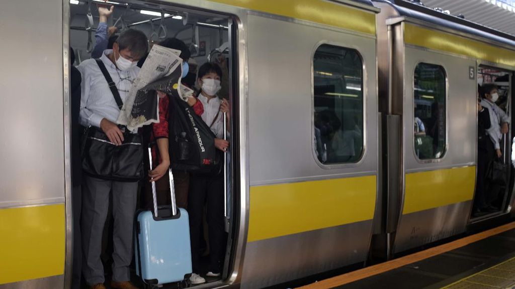 Atasi Desak-desakan di Kereta, Jepang Kenalkan Platform Pendeteksi Kepadatan