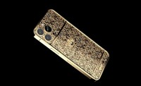 Koleksi Caviar Prime yang terdiri dari iPhone 13 Pro, iPad mini 6, AirPods Max dan PS5 berlapis emas murni 18 karat