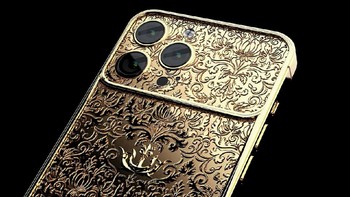 iPhone 13 Pro Prime Total Gold ini semakin eksklusif karena hanya ada 99 unit yang diproduksi dan masing-masing unit akan memiliki ukiran yang menunjukkan nomor modelnya. Foto: Caviar