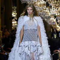 Peragaan busana Louis Vuitton Spring/Summer 2022 yang menutup perhelatan Paris Fashion Week tahun ini. Foto: Getty Images/Pascal Le Segretain.