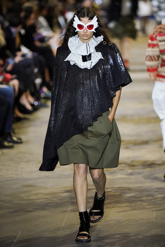 Peragaan busana Louis Vuitton Spring/Summer 2022 yang menutup perhelatan Paris Fashion Week tahun ini.Foto: Getty Images/Pascal Le Segretain.