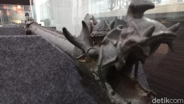 Meriam koleksi Museum Pusaka Keraton Kasepuhan Cirebon.