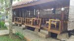 Sensasi Makan di Pabrik Tahu Tertua di Tangerang Selatan