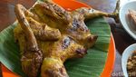 Makan Ayam Kampung Bakar dan Sambal Dadak khas Ibu Ubed di Bogor