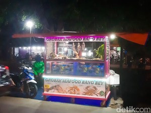 Dari Gerobak Sederhana, Kini Seafood Bang Bey Buka Cabang di Ruko