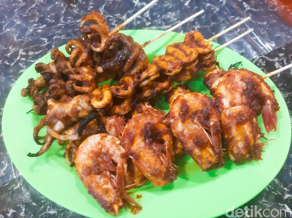 Seafood Bang Bey, seafood gerobakan populer di Bekasi