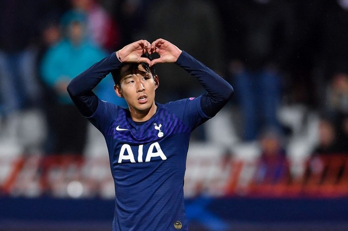 Tottenham Hotspur's South Korean striker Son Heung-Min celebrates after scoring his team's second goal during the UEFA Champions League Group B football match between Red Star Belgrade (Crvena Zvezda) and Tottenham Hotspur at the Rajko Mitic stadium in Belgrade, on November 6, 2019. (Photo by ANDREJ ISAKOVIC / AFP)