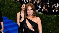 Ini adalah Thalia si Maria Mercedes. (Foto: Instagram Thalia)