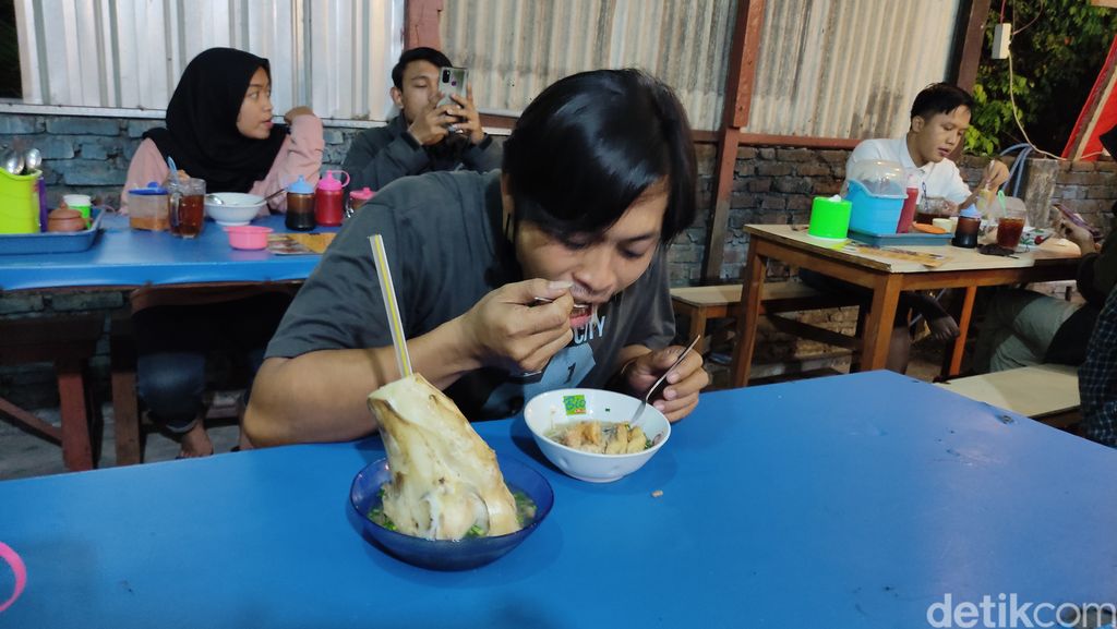 Gurih Kenyal! Bakso Torpedo Sapi Diyakini Bisa Tingkatkan Stamina Pria
