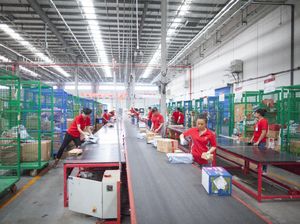 Bisnis Kantor dan Gudang di China Panen Cuan, Penjualan Rumah Melempem!