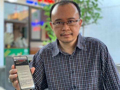 Jimmy Harijanto Wijaya, pembuat website primbon.com berisi tentang ramalan jodoh, cinta, arti nama hingga hal-hal mistis