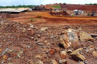 Indonesia disebut memiliki 512 titik harta karun yang tersebar di tambang timah. Harta karun ini disebut-disebut mempunyai nilai investasi yang sangat besar dan dunia pun sedang berlomba-lomba mencarinya.