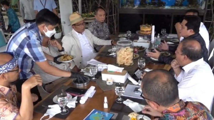 Menteri BUMN Erick Thohir Bertemu Gubernur Jawa Barat Ridwan Kamil