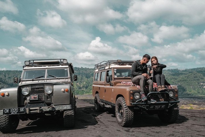 Nikita Willy Hamil, Ini Momen Hangoutnya Bareng Suami dan Teman Nikita Willy Hamil, Ini Momen Hangoutnya Bareng Suami dan Teman