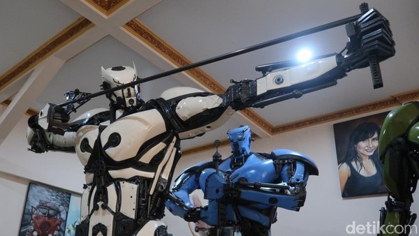 Replika Robot dari Bantul Ini Terbang ke China hingga Jerman