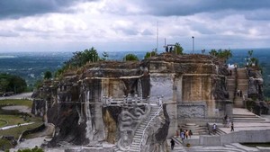 Mau Eksplor Tebing Breksi Jogja? Intip Dulu Sejarah, Fasilitas, dan Tiket Masuk Terbarunya