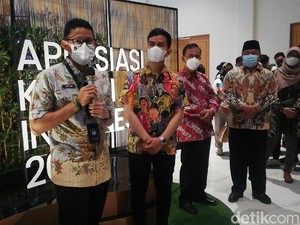 Mau Gercep, Gibran Bahas Pariwisata Solo dengan Sandiaga Uno