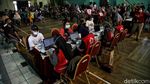 Seperti Ini Kesibukan Sentra Vaksin Nasional PMI di Jakarta
